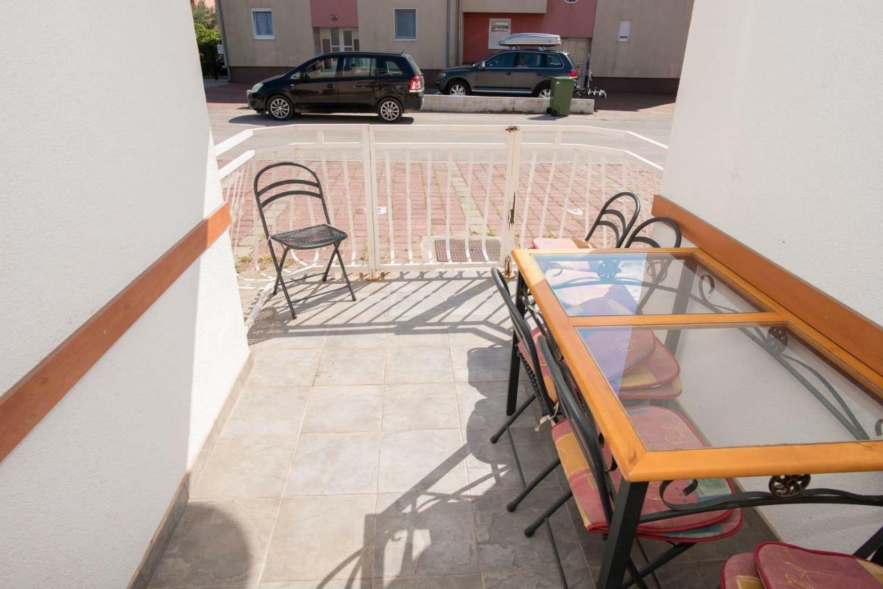 Vodice-Srima Apartamento Exterior foto